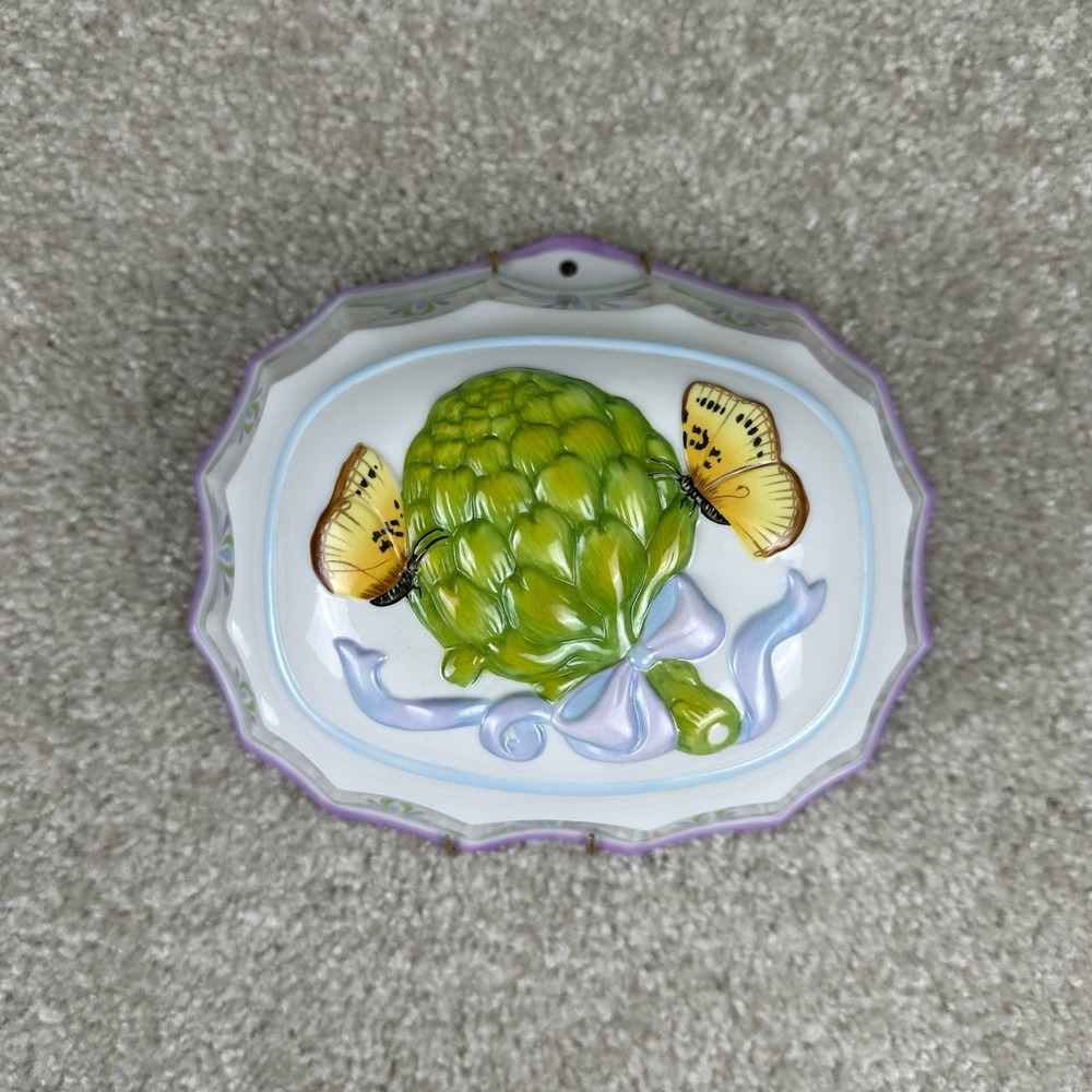 Le Cordon Bleu Franklin Mint Artichoke Butterfly Ceramic Wall Pocket Mold Decor